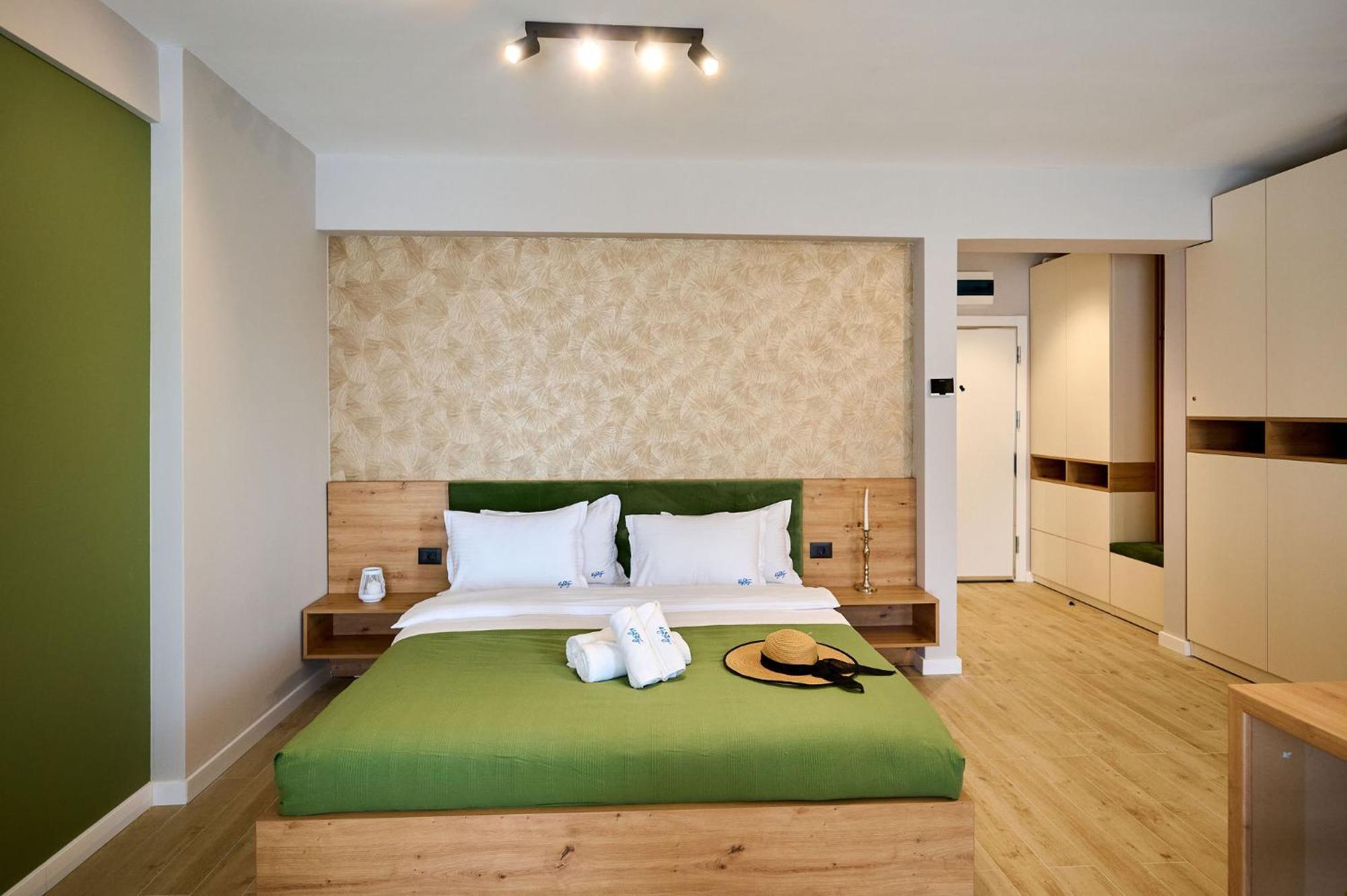 Soleil Anne Studio In Infinity Beach Resort - Parking Mamaia Exterior photo