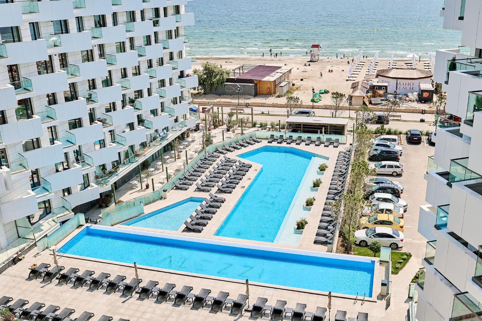 Soleil Anne Studio In Infinity Beach Resort - Parking Mamaia Exterior photo